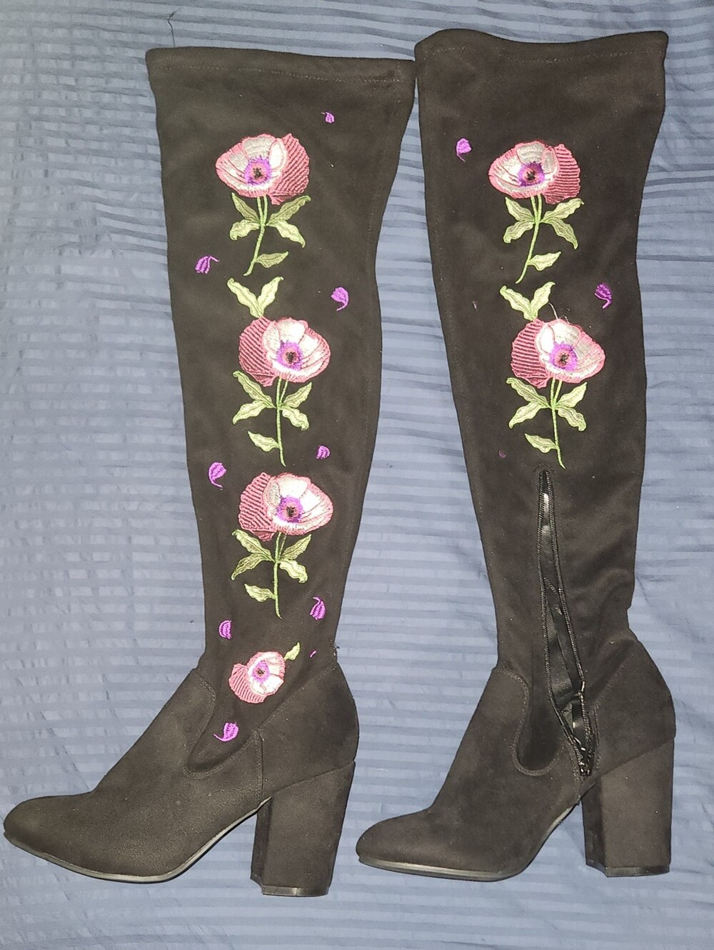 Carlos Santana Quality Black Floral Embroidered Over The Knee Boots, Size 7.5 - Picture 3 of 5